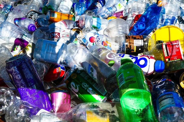 Les avancées révolutionnaires dans le monde du bioplastique: Innovation et durabilité